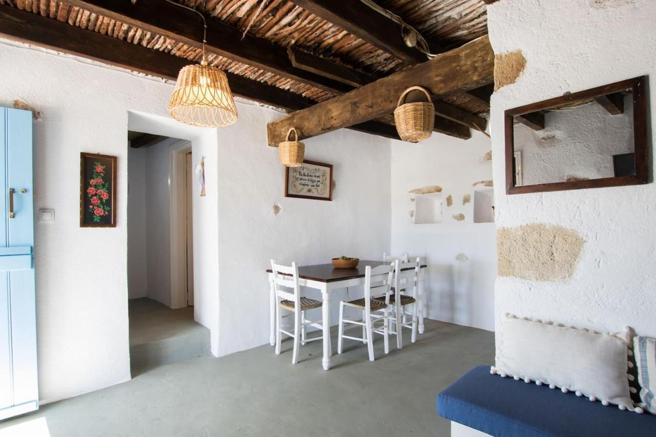 Vatha Traditional Cottage With A View Menetaí Exterior photo